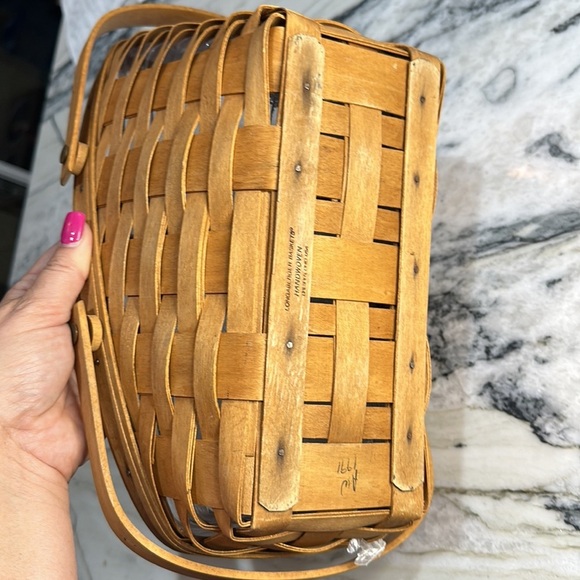 Longaberger vegetable basket with plastic divided liner 1991 - Picture 5 of 8